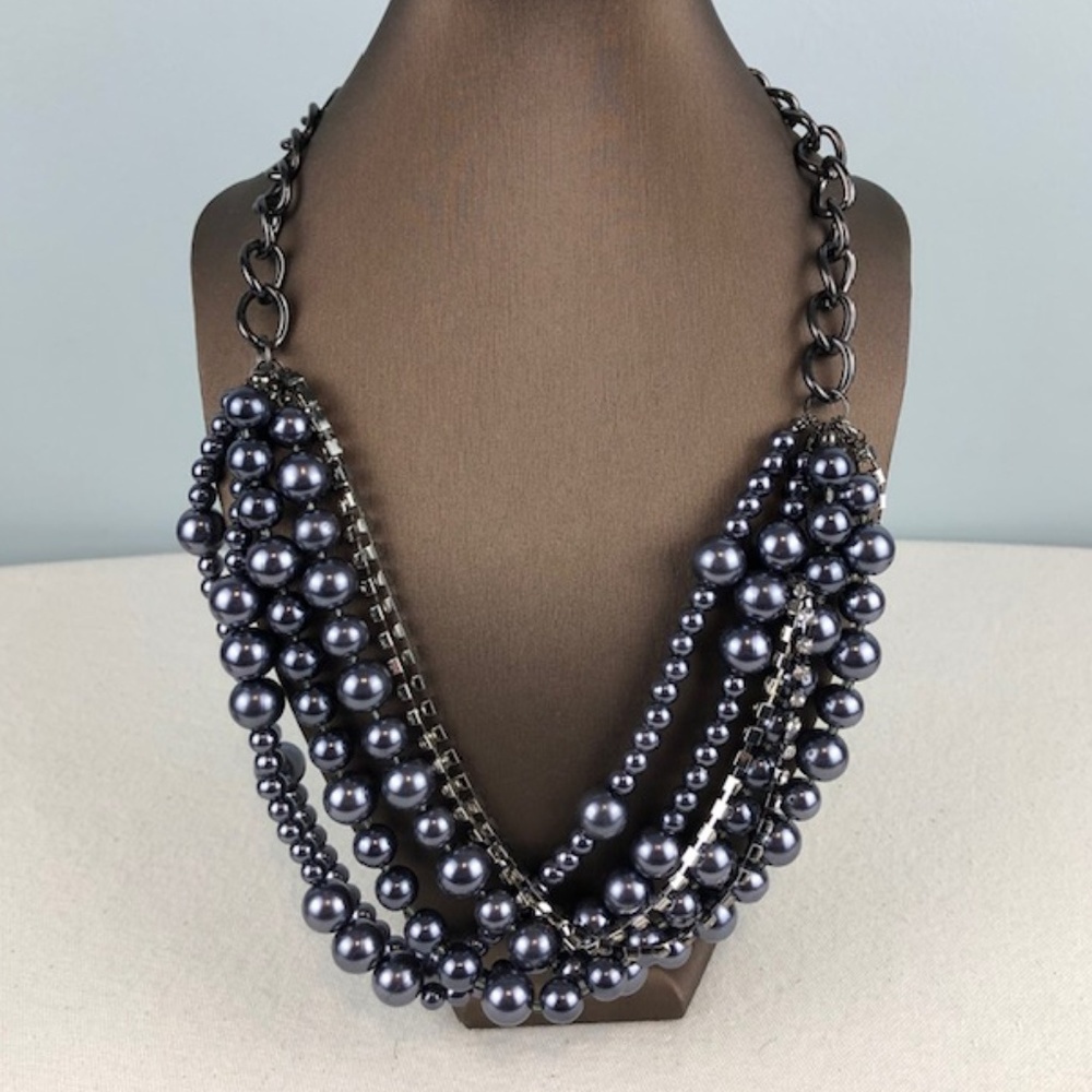 Gray Pearl Multi-string Necklace & Bracelet Set